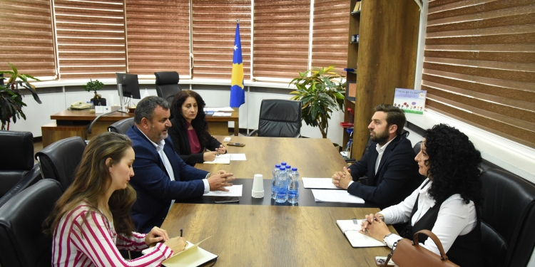 Avokati i Popullit i reagon Përparim Ramës: Komuna po e neglizhon krizën e mbeturinave në Prishtinë