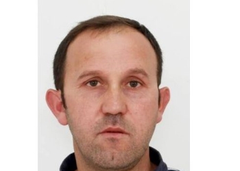 Policia e Kosovës kërkon ndihmën e qytetarëve për kapjen e një të dyshuari për shitje të narkotikëve