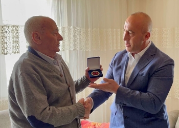 Ramush Haradinaj ngushëllon për ndarjen nga jeta të Mic Sokol Muqajt