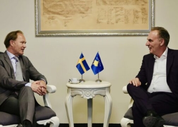 Bisedat e Limajt me Kurtin për koalicion, ambasadori suedez “zbarkon” në Nisma