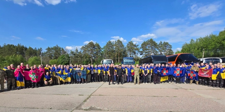 Ukraina dhe Rusia nisin shkëmbimin më të madh të të burgosurve