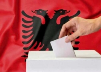 Kjo është gruaja më e votuar në Shqipëri