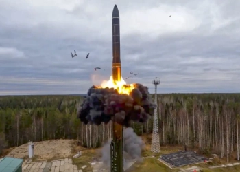 Inteligjenca ukrainase: Rusia po bëhet gati të lëshojë raketë ndërkontinentale