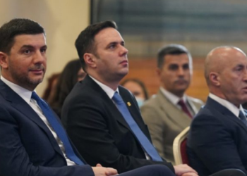 A po e nënçmon Abdixhiku opozitën?: S’bëhemi vagon i pesë partive të vogla e asnjëra fituese