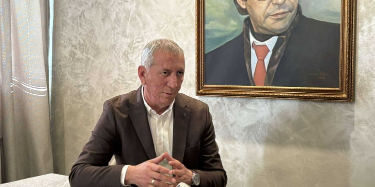 Quni: Vetëvendosje e ka futur shtetin në izolim