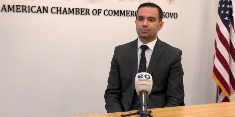 Zeka: Pagën Kurtit ia sigurojnë 1,300 bizneset që protestuan sot