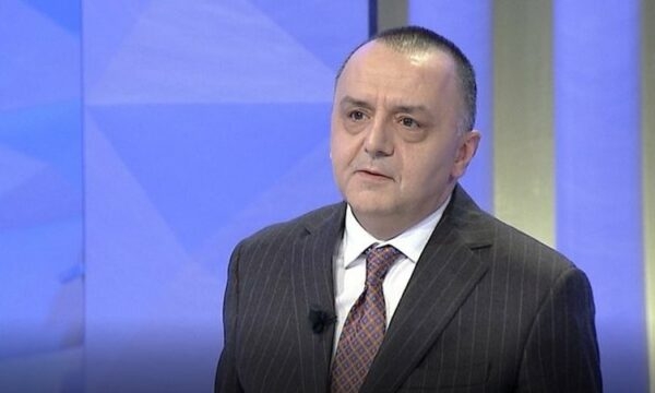 E konfirmon e ëma, Artan Lame ka vdekur: M’u shua shpresa që mu ngjall dje