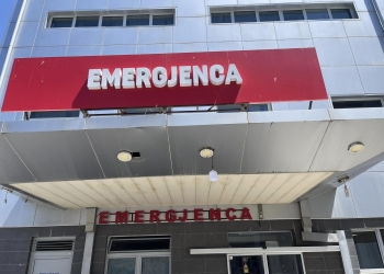 Përleshja fizike në Emergjencë, SHSKUK reagon pasi mjeku tha se u rrezikuan: Në asnjë moment, policë e punëtorë të sigurimit kujdesen për sigurinë