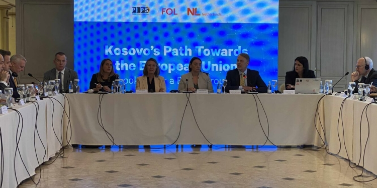 Kërkohet një orë e më parë zhbllokimi institucional