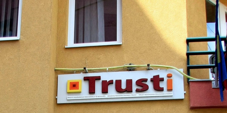 Për katër muaj, Trust pëson rënie drastike të miliona eurove