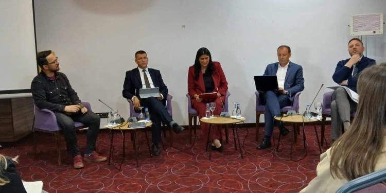 FOL publikon raportin për trajtimin e korrupsionit në Kosovë: Përparim pas vitit 2020, por sfidat mbeten