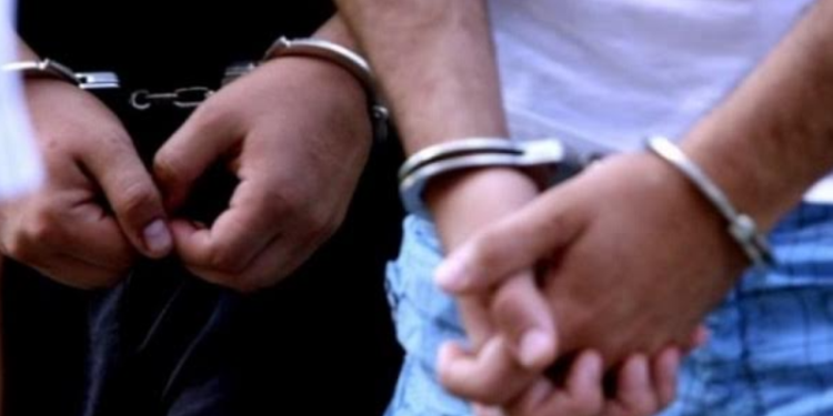 Arrestohen tre persona në Graçanicë për posedim të materialeve nacionaliste