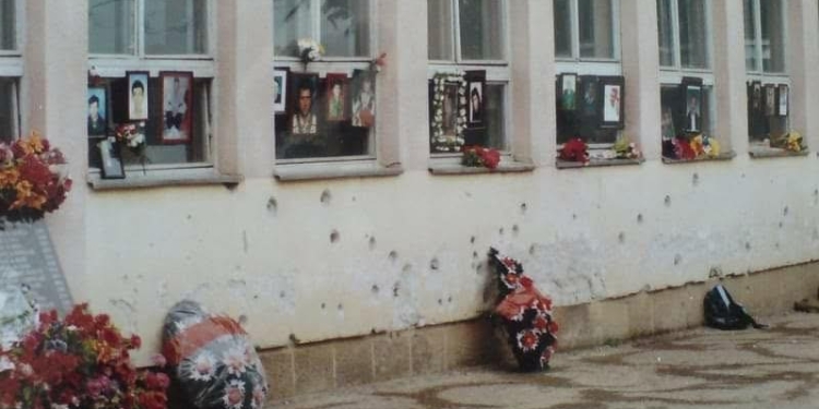 Haradinaj kujton masakrën e Bukoshit: Nuk ndalemi së kërkuari drejtësi