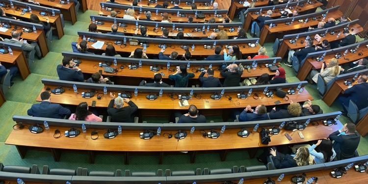 VV propozon votim të fshehtë, opozita paralajmëron ankesë në Kushtetuese