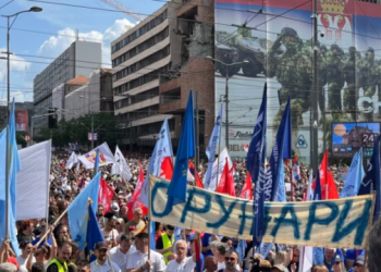 Studentët serb thonë se protesta në Beograd është një hap drejt radikalizimit
