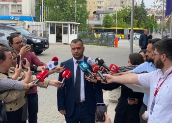 VV s’heq dorë as nga Albulena Haxhiu, as nga votimi i fshehtë “me shpresë se ndonjë deputet i opozitës e voton”