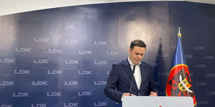 Abdixhiku thotë se Haradinaj e ka pranuar ftesën e tij për takim