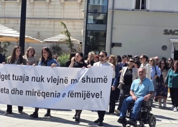 KOMF: Moskonstituimi i Kuvendit ndikon në shumë procese të mbrojtjes së fëmijëve