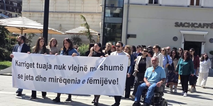 KOMF: Moskonstituimi i Kuvendit ndikon në shumë procese të mbrojtjes së fëmijëve