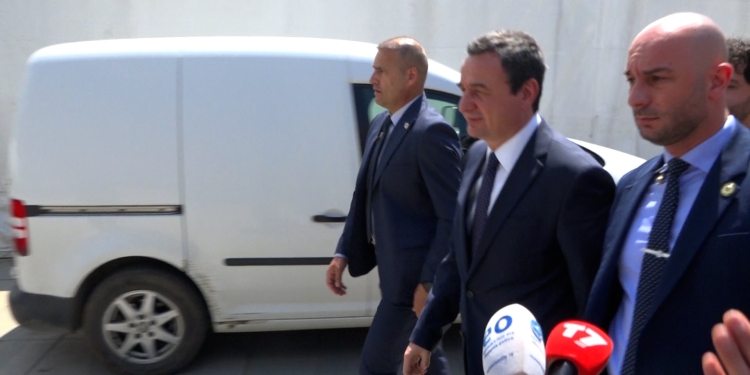 Kurti: Po bëjmë maksimumin që ish-deputeti Agusholli të lirohet një orë e më parë