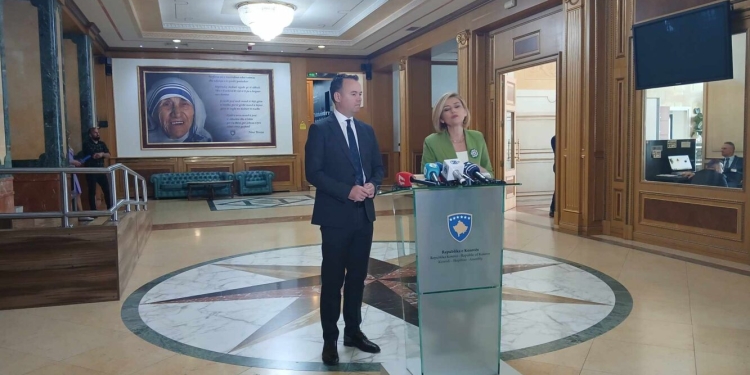 Kusari: Opozita po bën shkelje me mosvotim në Kuvend