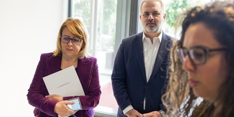 Deputeti i VV-së e quan LDK-në kontradiktore në logjikë, por konsistente në mbrojtjen e grupeve të interesit