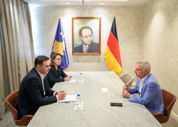 Abdixhiku pret në takim Rohden, flasin për propozimin e LDK-së për qeveri tranzicionale