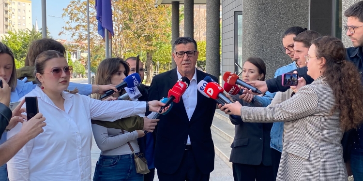 Haziri: S’ka vakum institucional, zgjedhja e kryetarit të Kuvendit s’mund të ndahet nga marrëveshja për qeverinë