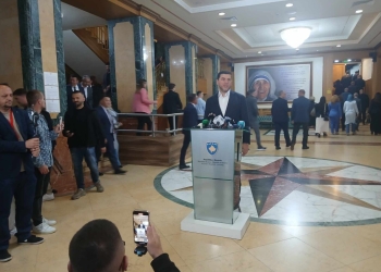 Krasniqi: PDK-ja do të shqyrtojë propozimin e AAK-së për t’iu drejtuar Kushtetueses