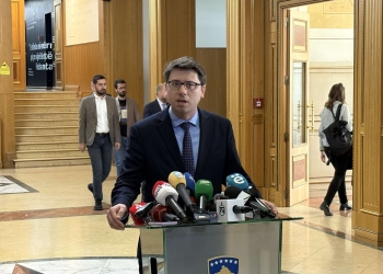 Murati: Metoda e votimit në Kuvend po ndryshohet në fillim të procesit, jo në mes të tij