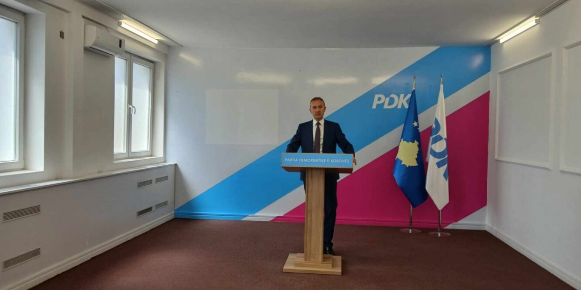 Mustafa-PDK: Me bllokadë politike dhe rritje çmimesh, Albin Kurti po vështirëson jetën e qytetarëve dhe po shuan vende pune