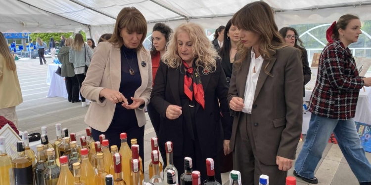 Produkte me histori jete dhe qëndrese: Hapet Panairi i grave të mbijetuara të dhunës seksuale gjatë luftës