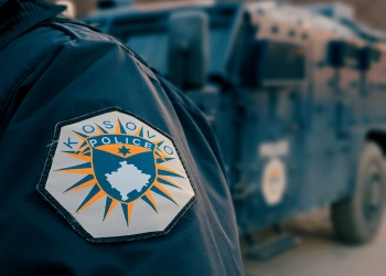 Policia jep detaje lidhur me bastisjen në Mitrovicë të Veriut