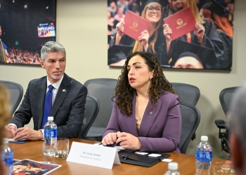 Presidentja Osmani takon Delegacionin e Kongresit Amerikan