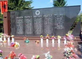 Presidentja Osmani përkujton 26-vjetorin e Masakrës në Qyshk, Zahaq, Llabjan dhe Pavlan