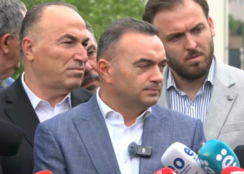 Rafuna reagon ndaj deklaratës së Kurtit: Po i ndërron fjalët