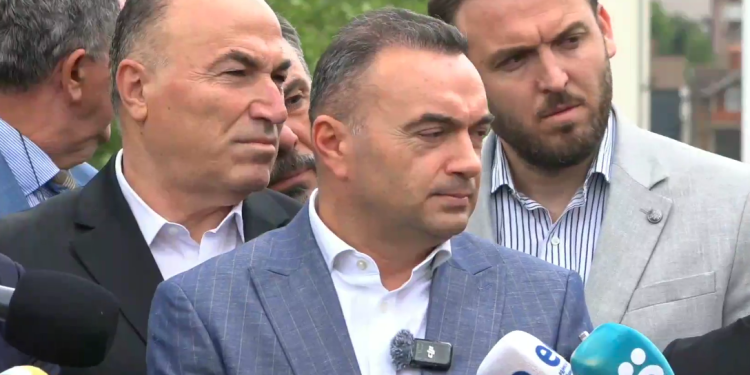 Rafuna reagon ndaj deklaratës së Kurtit: Po i ndërron fjalët