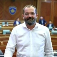 U ndalua në Serbi ish-deputeti i Kuvendit të Kosovës Gramos Agusholli
