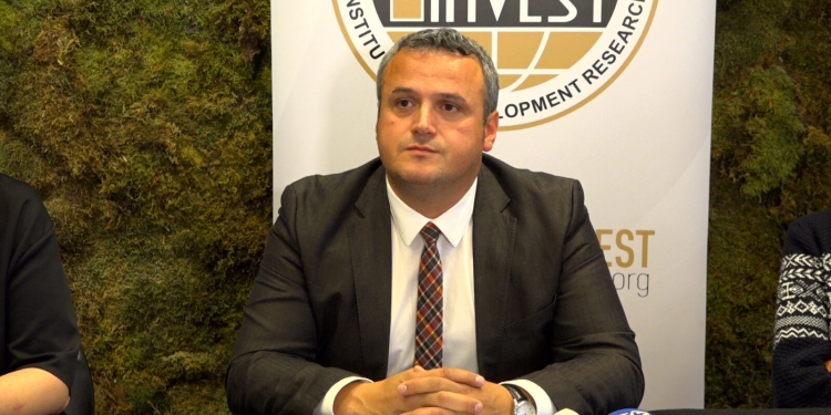 Hashani: Rritja ekonomike në Kosovë nuk është përkthyer në zhvillim transformues, nevojitet model i ri zhvillimi