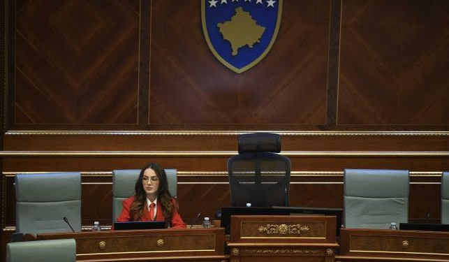 Sala Jashari e frustruar me dështimet e seancave konstituive të Kuvendit
