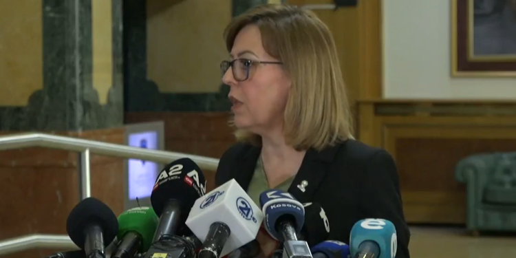Bajrami: Nëse shkojmë në zgjedhje, fletëvotimi të jetë “Kosova apo Albulena Haxhiu”