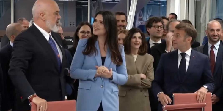 Rama e Macron vizitojnë Piramidën në Tiranë – Nënshkruhet marrëveshja për teknologji