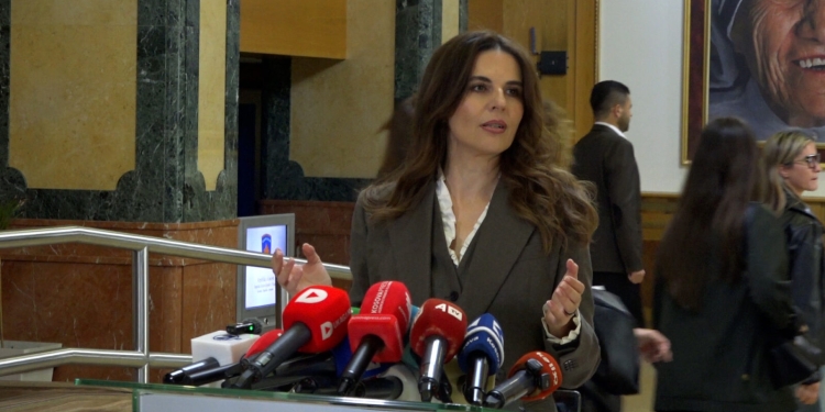 Incidenti në veri, policia: Maturanti kishte ngjyrë në qafë, jo gjak