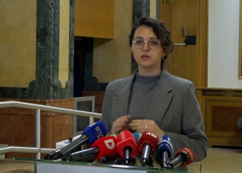 Kryeziu: Absurditet i opozitës, ne po veprojmë sipas rregullores, ata po bllokojnë
