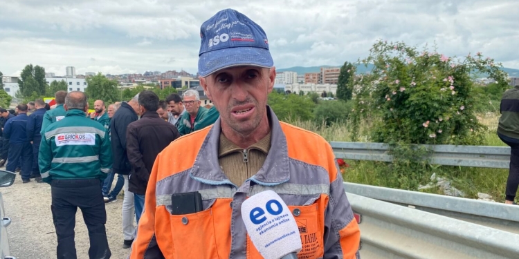 Punëtorët në protestë të bizneseve për energjinë, të shqetësuar se mund të humbasin vendet e punës