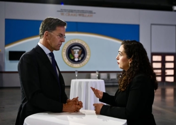 Presidentja Osmani bisedoi me sekretarin e NATO-s Rutte për gjendjen e sigurisë në Kosovë