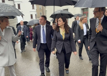 Presidentja Osmani viziton  Bibliotekën e St. Gallenit, nga më të vjetrat në botë