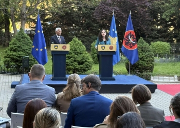 Osmani: Të hiqen masat ndëshkuese, në fokus të dialogut njohja reciproke, aplikimi i Kosovës për anëtarësim në BE të trajtohet me prioritet