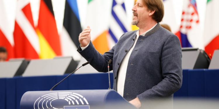 Waitz: Mosnjohësit e BE-së të hapin rrugë për nisjen e negociatave të anëtarësimit me Kosovën