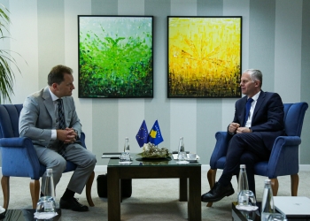 Bislimi priti në takim Shefin e Divizionit për Kosovë pranë Komisionit Evropian, Jiri Plecity
